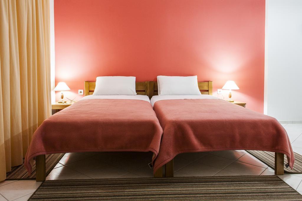 Xenion Ioannina Aparthotel Bilik gambar