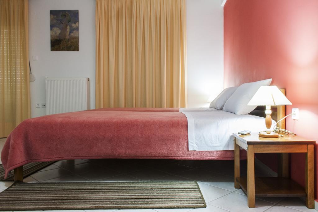 Xenion Ioannina Aparthotel Bilik gambar
